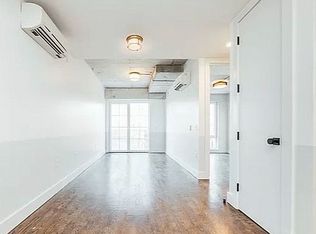 31-30 37th St #4G, Astoria, NY 11106