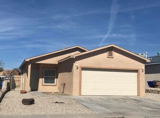 3736 Stoneway Rd, Las Cruces, NM 88012