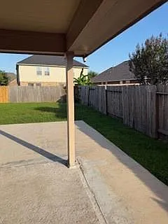 13714 Lacy Cove Ct — Photo 10