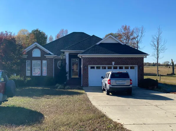 590 Hobson Rd, Dunn, NC 28334