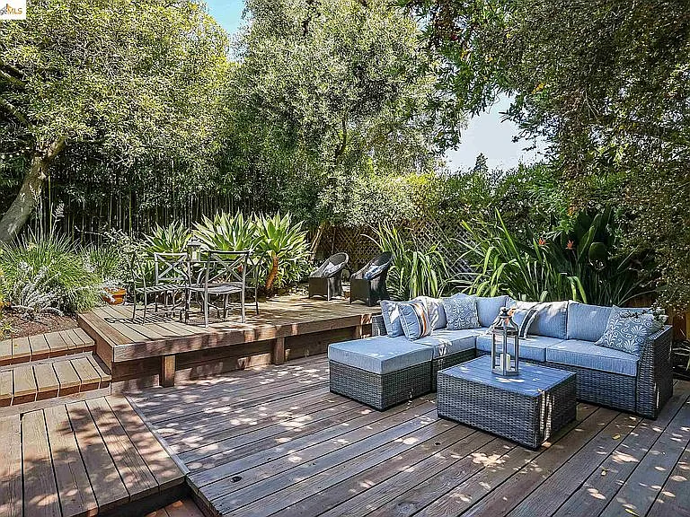 2520 Hearst Ave — Photo 49