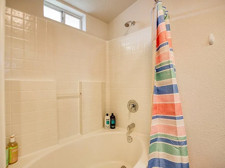 805 Ester Dr — Photo 6
