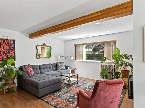 1801 NE Purcell Blvd APT 14, Bend, OR 97701