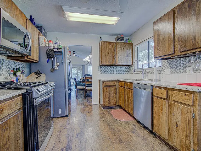 2801 Norfolk Dr — Photo 4