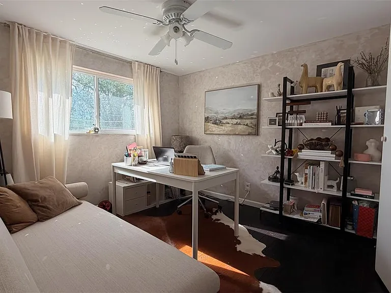 10921 Hermosa Ct — Photo 10