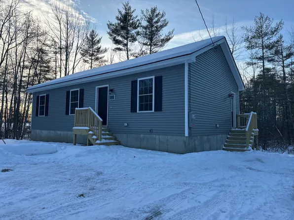 32 Olde Farnham Road, Alfred, ME 04002