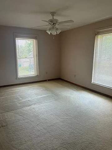 127 Wilbur St — Photo 3