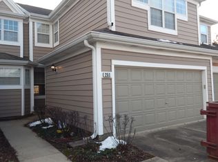 251 Woodstone Cir, Buffalo Grove, IL 60089