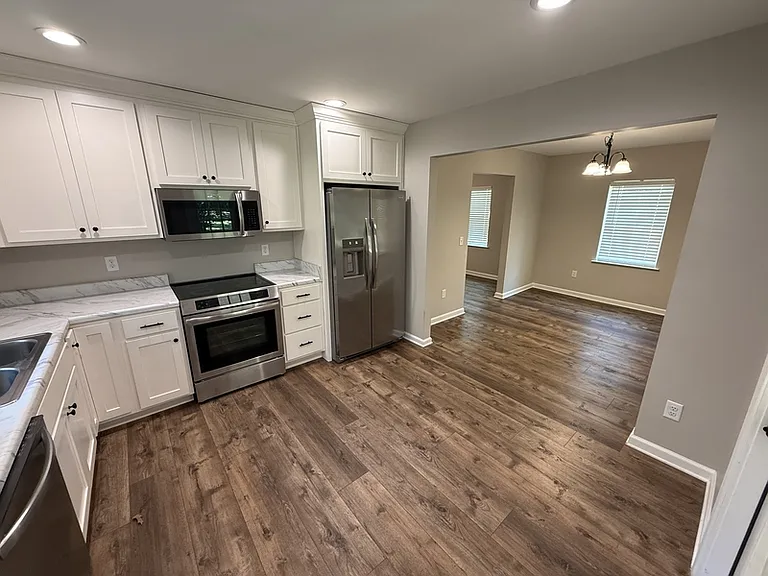 6970 Raleigh Lagrange Dr — Photo 16