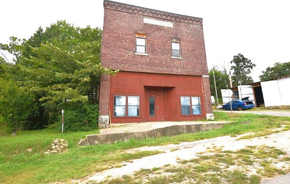 1st image of 114 Main St #8-10