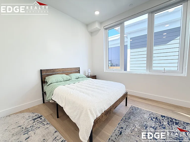 36-38 Hichborn St #504 — Photo 4