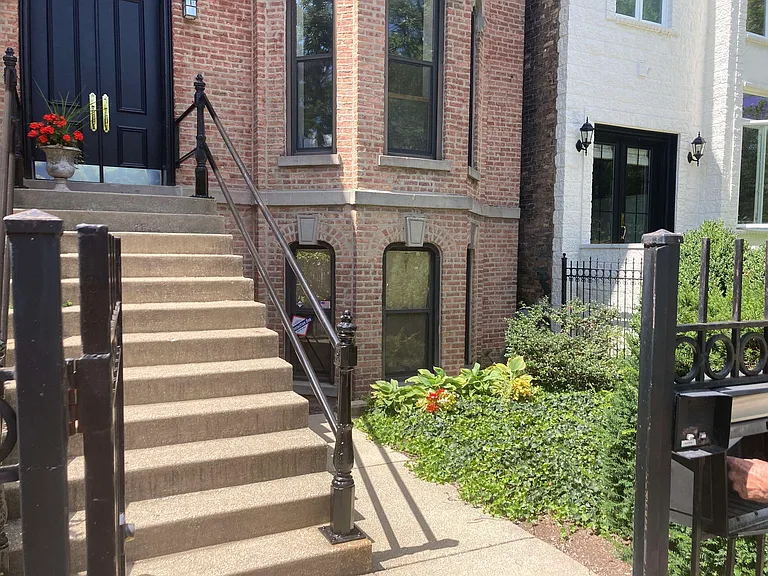 746 S Oakley Blvd #1 — Photo 18
