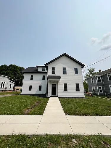 200 W Walnut St #6 Photo 1