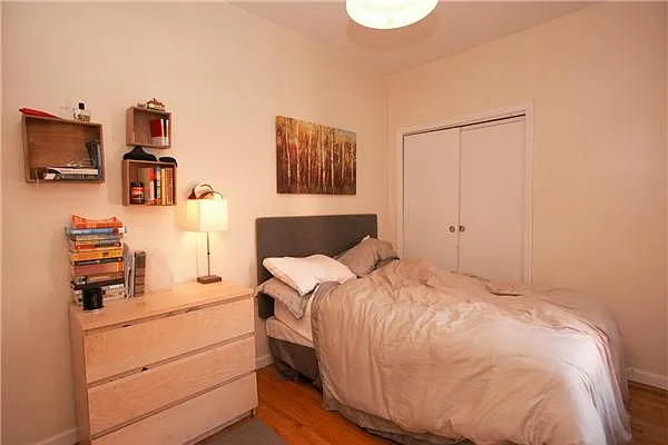 Rented by R New York | media 12