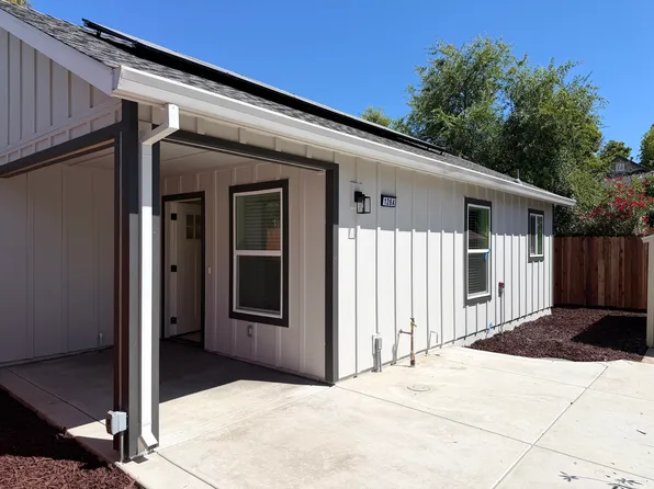 126 Birch St #A, Roseville, CA 95678