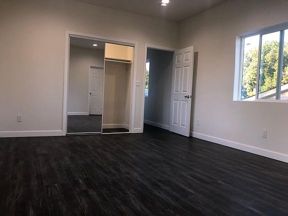 5th image of 8115 Wakefield Ave
