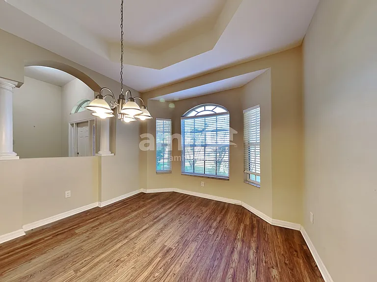 2187 SW Algiers St — Photo 8