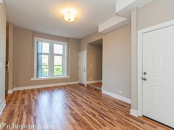 3rd image of 6507 N Bosworth Ave #1118