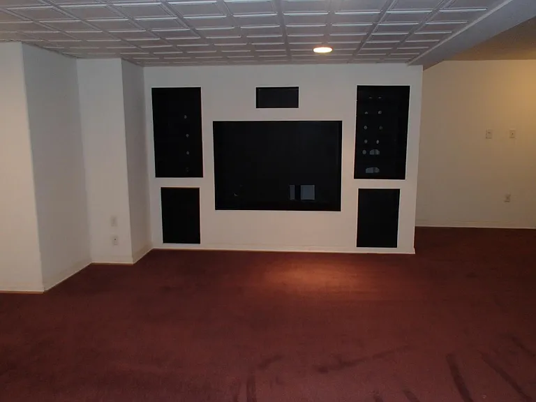 8330 Scenic View Dr — Photo 16