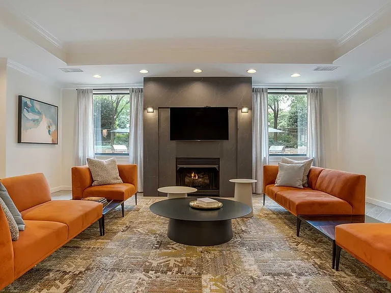 Resident Lounge