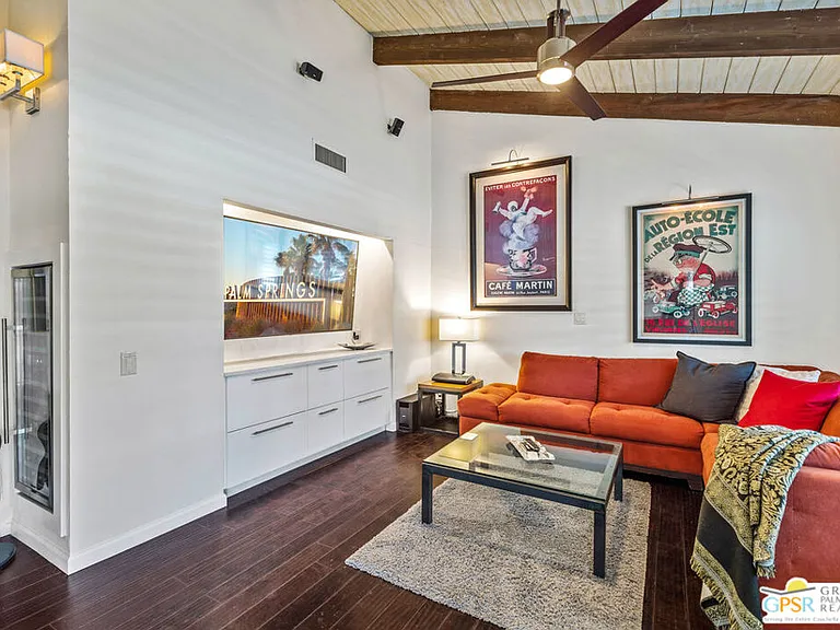 1347 Primavera Dr — Photo 26