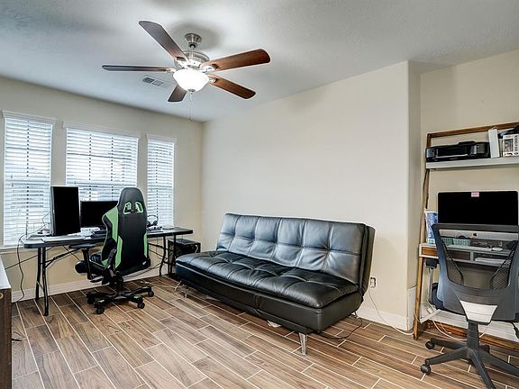 5th image of 5023 Bay Lane