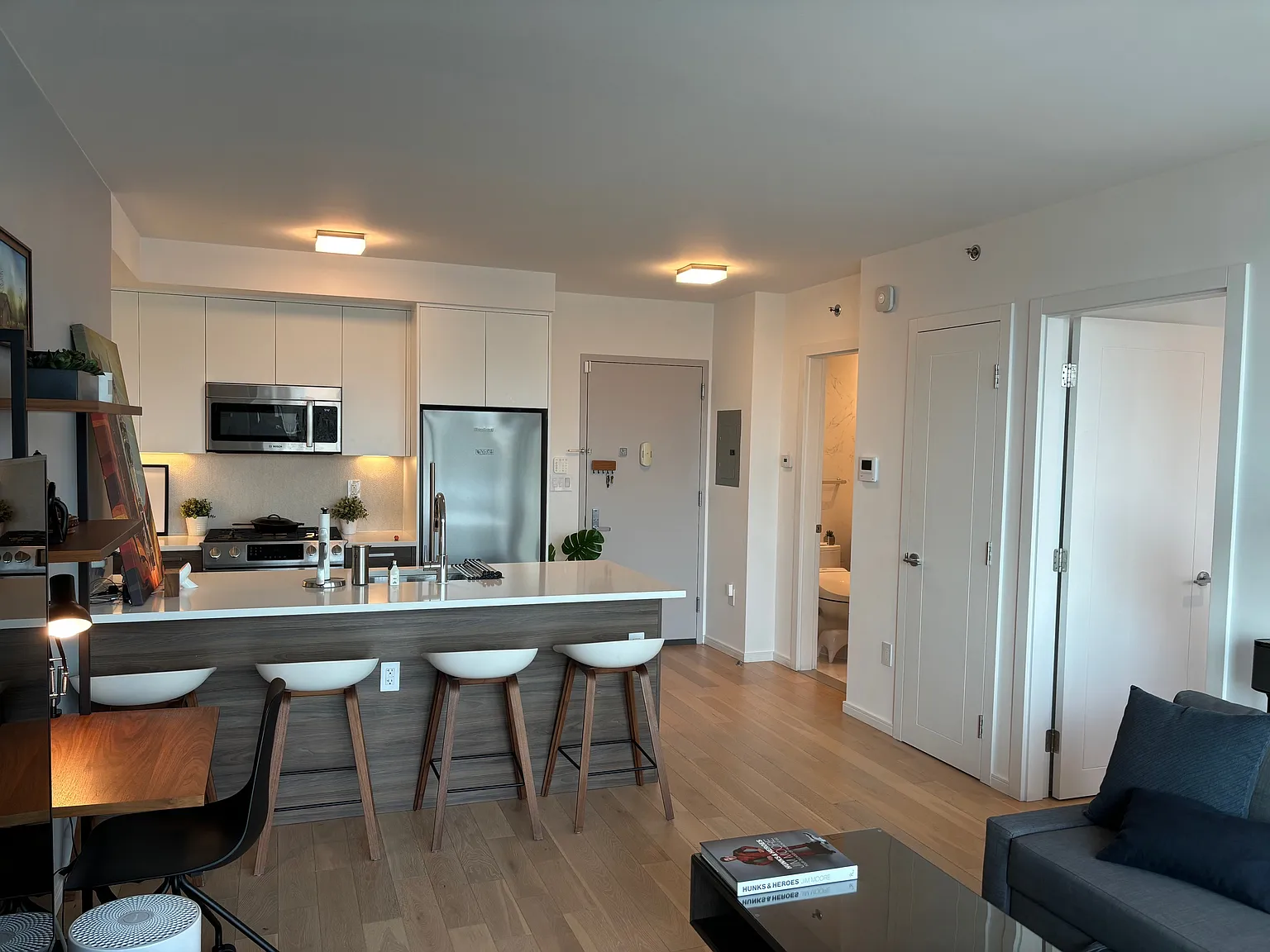 40 Pinehurst Avenue — Photo 2