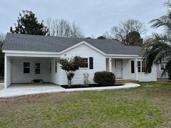 228 Fulcher Landing Road, Sneads Ferry, NC 28460
