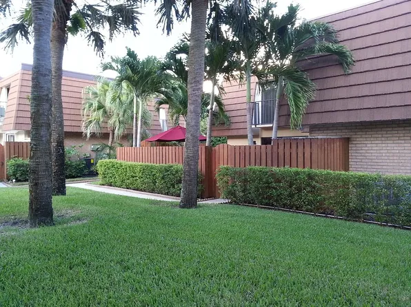 3058 30th Ct, Jupiter, FL 33477