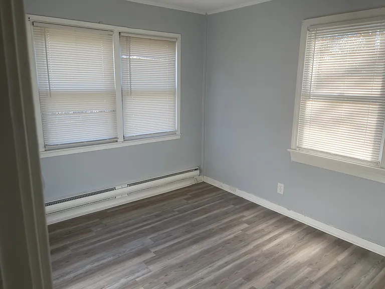 204 Williams Rd — Photo 8