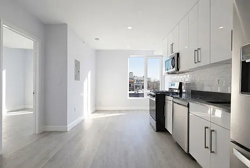 142 Huron St #5A Photo 1