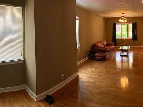 4th image of 661 Prospect Ave #1