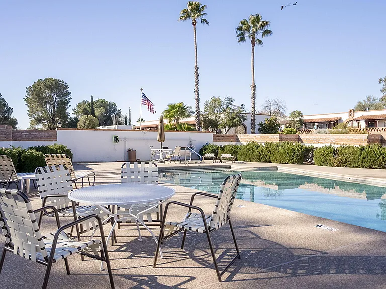 437 S Paseo Madera #B — Photo 6