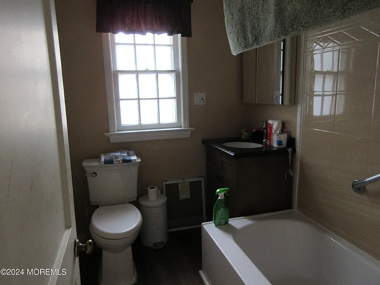 323 15th Ave #1 — Photo 16