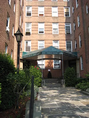 Sold by Gerard Desgranges Realty | media 24