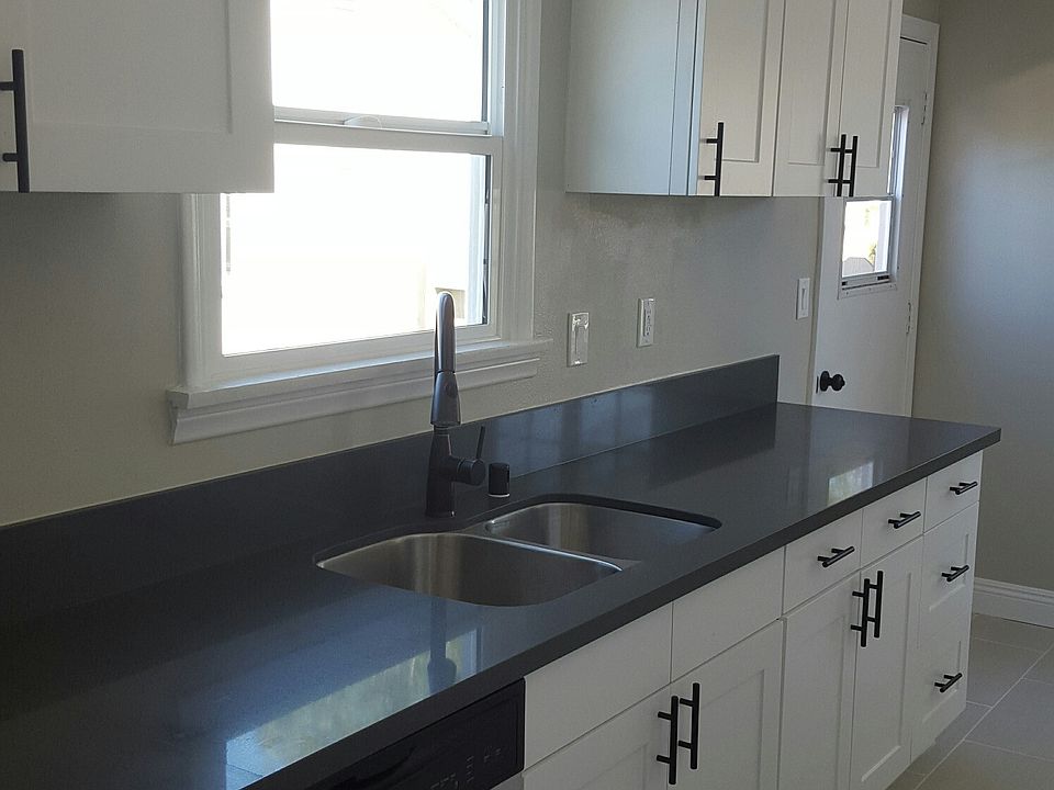 2nd image of 1737 Pontenova Ave