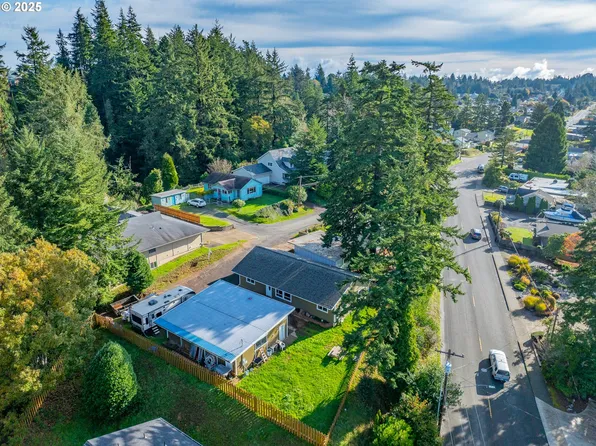 2579 Pony Creek Rd, North Bend, OR 97459