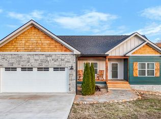 2041 Lazy Dr, Newport, TN 37821