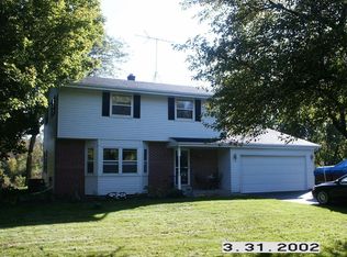 N64W30881 Cindy Ct, Hartland, WI 53029