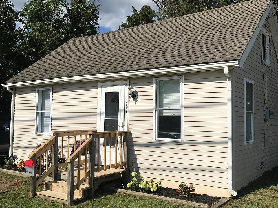 721 W White Horse Pike