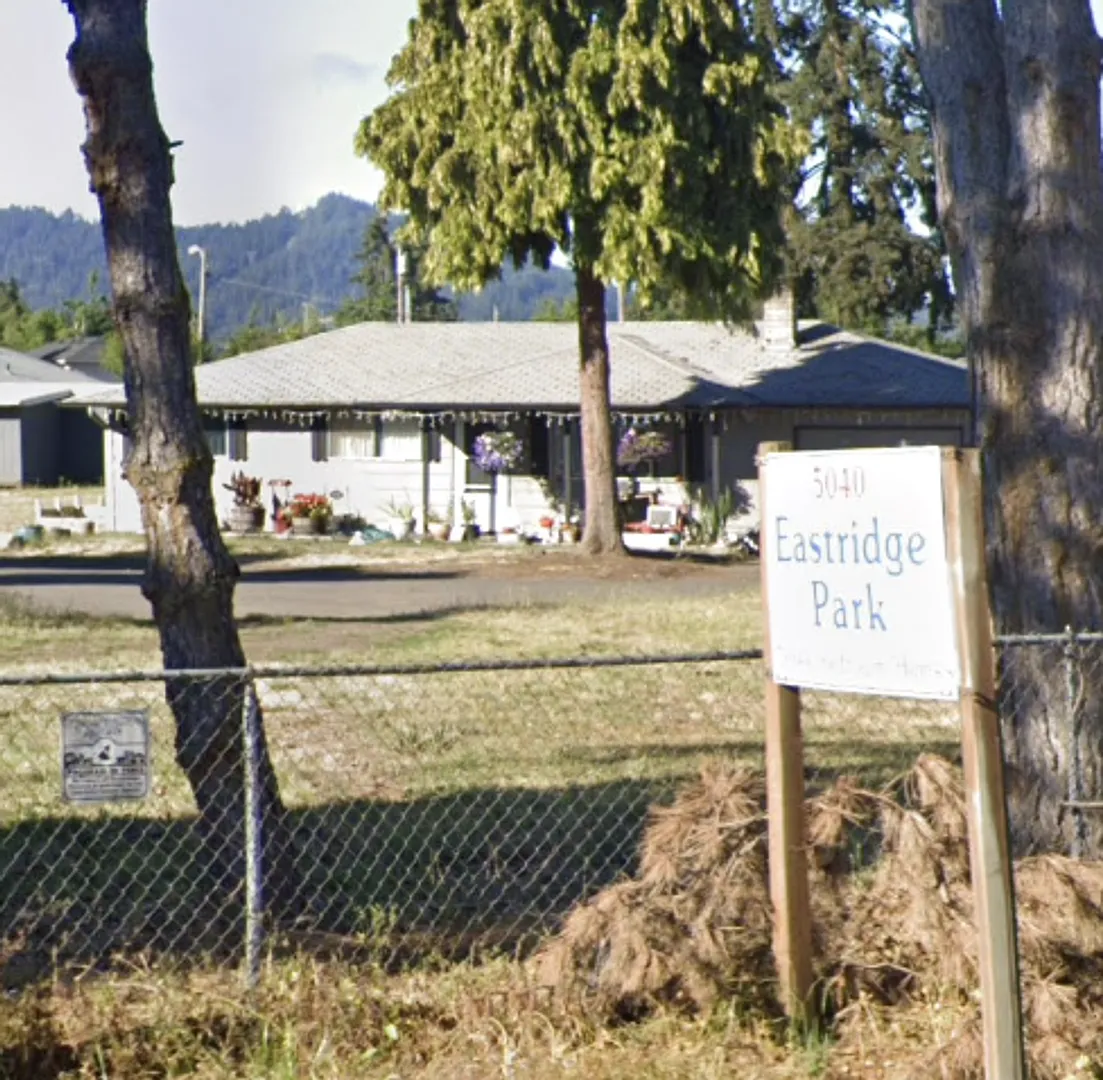 Eastridge Park — Photo 1