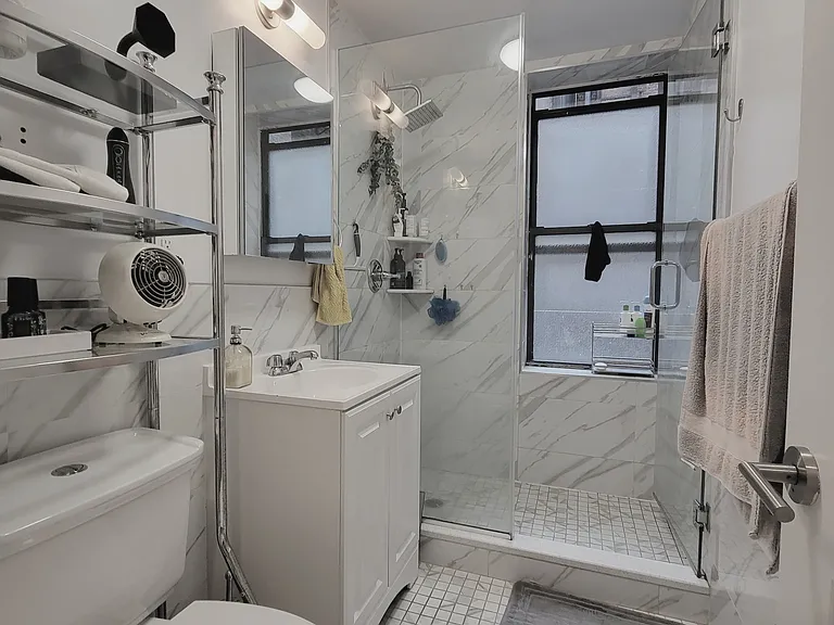 3143 Broadway #2B — Photo 8