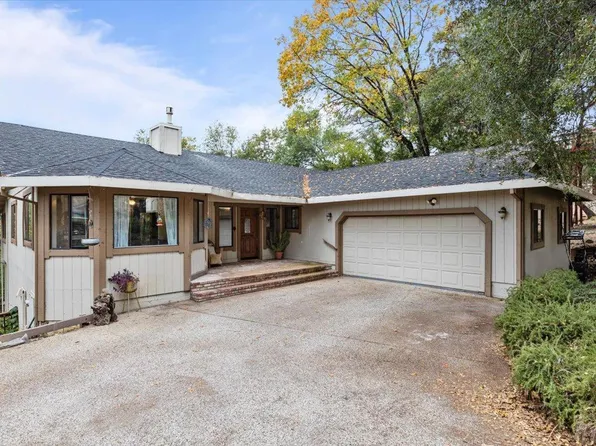 13934 Hemlock Dr, Penn Valley, CA 95946