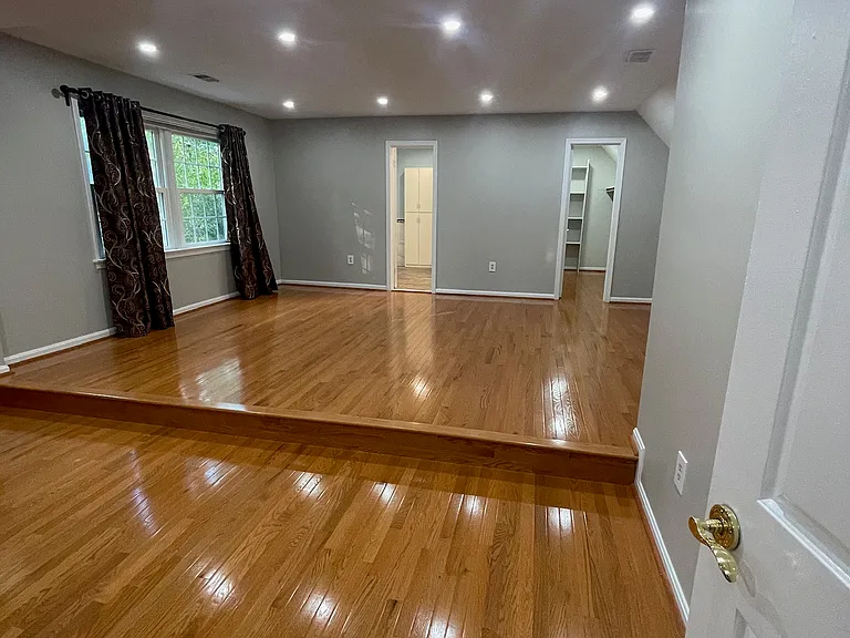 9025 Streamview Ln — Photo 57