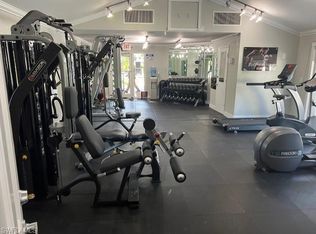 1382 Wildwood Lakes Blvd UNIT 1, Naples, FL 34104