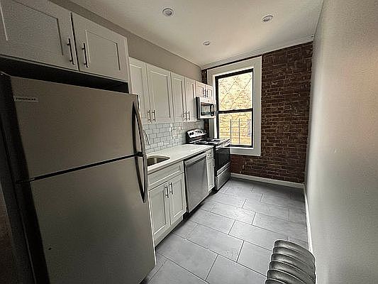 1st image of 1130 Stadium Ave APT 1B