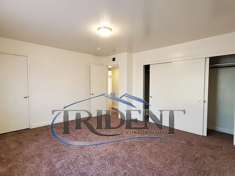 1821 Duplex Sierra Sierra #&-1825 — Photo 10