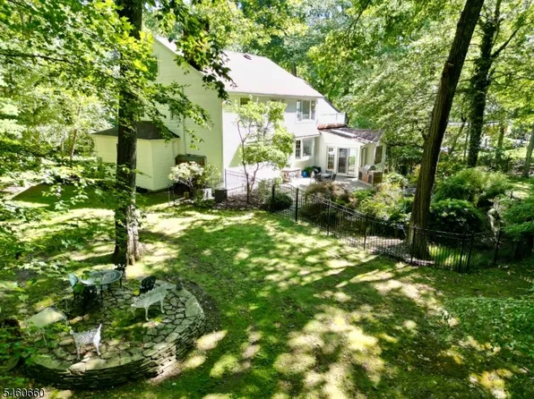 463 Laurel Ln, Kinnelon Boro, NJ 07405