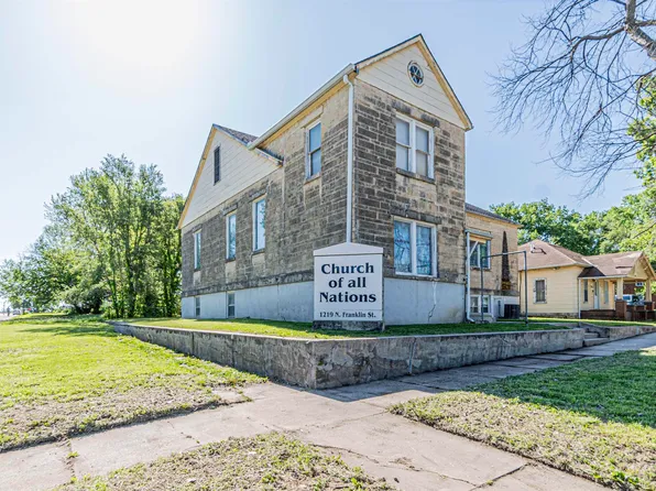 1219 N Franklin St, Junction City, KS 66441