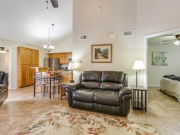 5th image of 2638 Sunset Dr